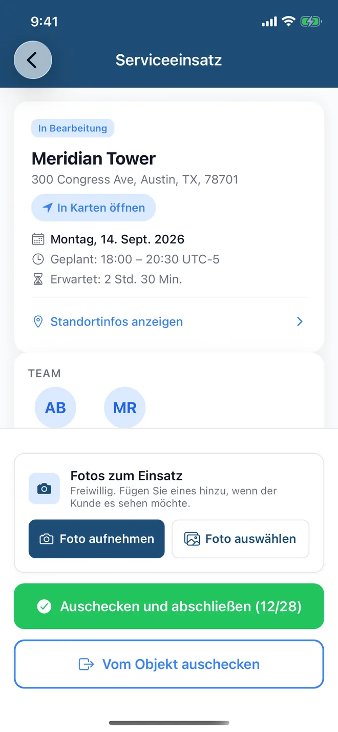 Einsatzkarte mit Adresse, Tür- und Alarmcode und optionalen Fotos