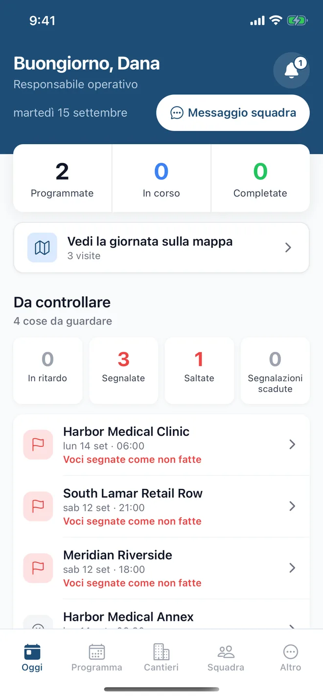 La stessa app vista dal titolare: le visite di oggi, cosa controllare e un pulsante per scrivere alla squadra