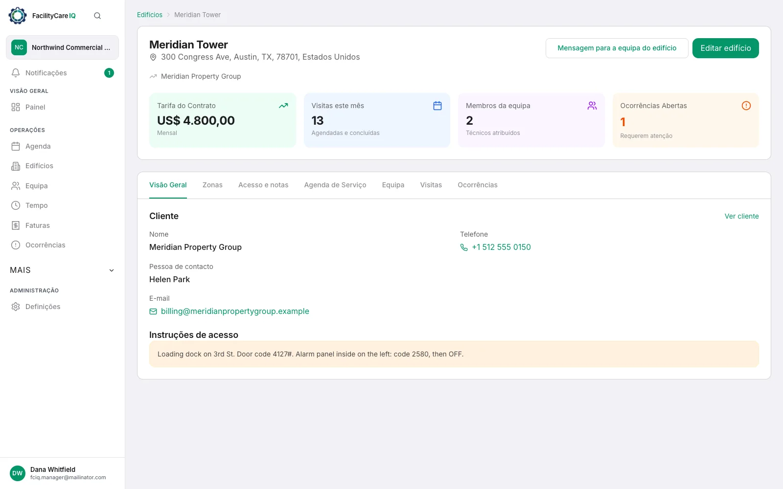 Ficha de um edifício com o valor mensal do contrato, as visitas do mês, a equipa atribuída, o contacto do cliente e os códigos da porta e do alarme